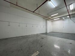 Shun Li Industrial Park (D14), Shop House #555402541